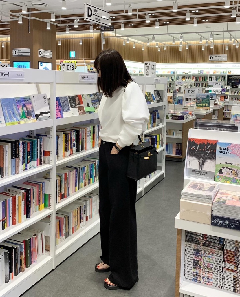 COURGETTE韓國㊣直郵東大門代購女裝新款人氣時尚推薦牛仔褲COURGETTE牛仔褲