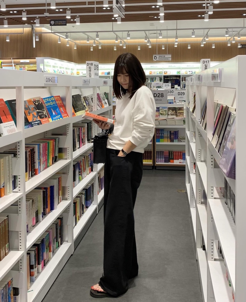 COURGETTE韓國㊣直郵東大門代購女裝新款人氣時尚推薦牛仔褲COURGETTE牛仔褲