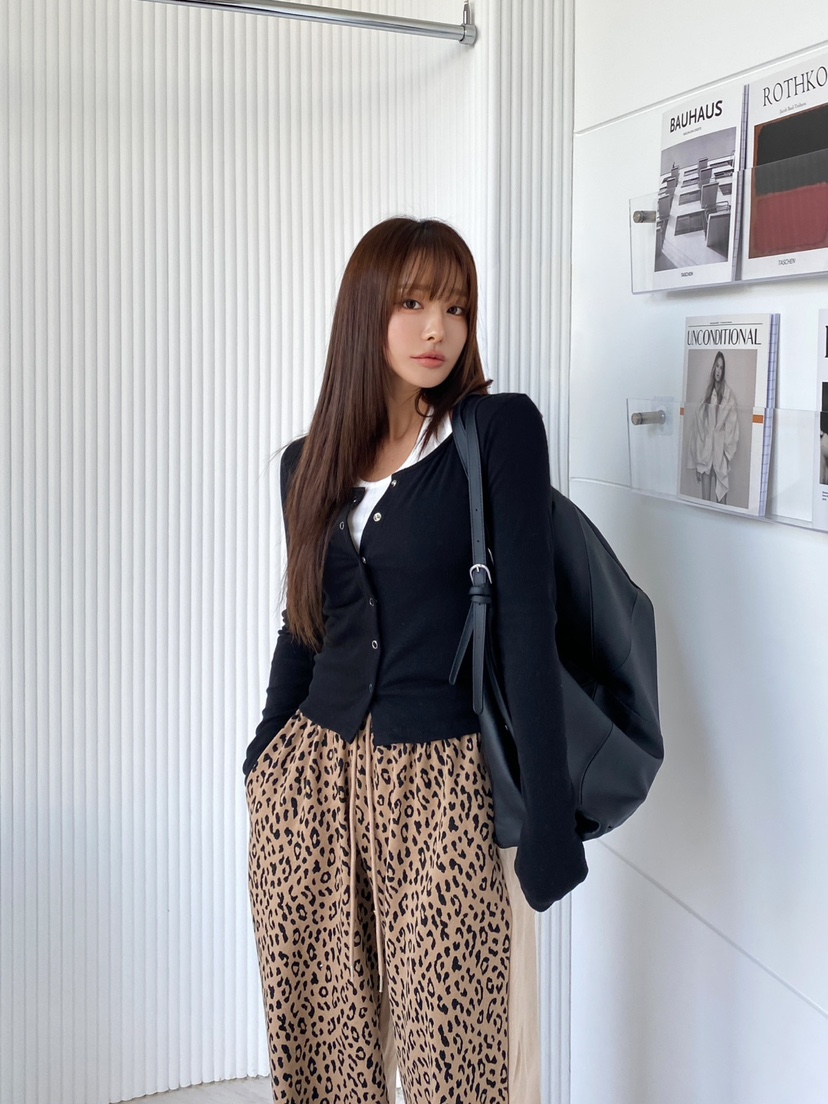 CLOTH韓國直郵㊣東大門實拍女裝新款推薦休閑熱賣套裝掛脖開衫CLOTH套裝