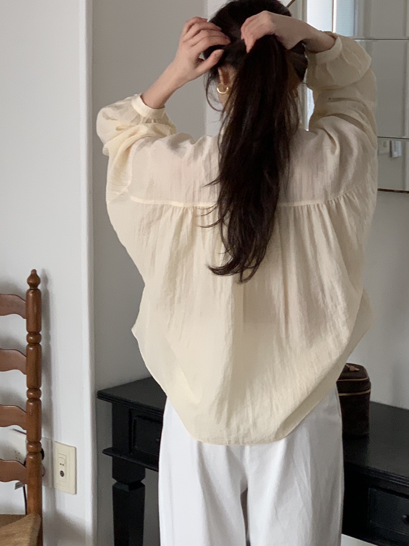 LOGARDEN韓國直郵㊣女裝新品時尚人氣25春夏襯衫蕾絲衫含圍巾LO GARDEN襯衫/蕾絲衫