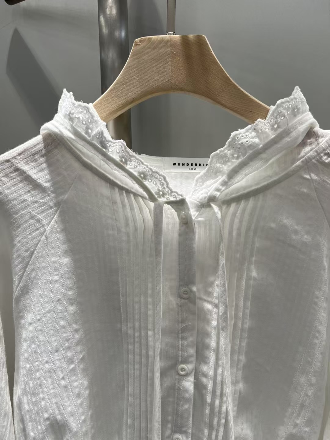WUNDERKIND東大門實拍女裝新品人氣推薦熱賣真品襯衫蕾絲衫WUNDERKIND襯衫/蕾絲衫