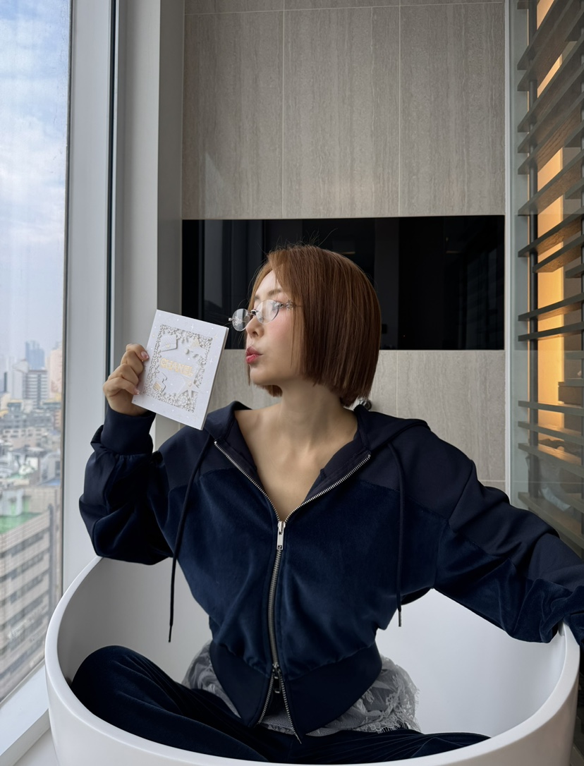 JUJU東大門代購女裝新品職業休閑人氣推薦夾克天鵝絨連帽拉鏈JUJU夾克
