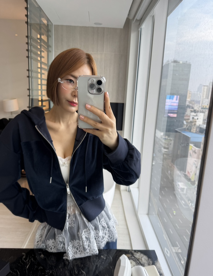 JUJU東大門代購女裝新品職業休閑人氣推薦夾克天鵝絨連帽拉鏈JUJU夾克