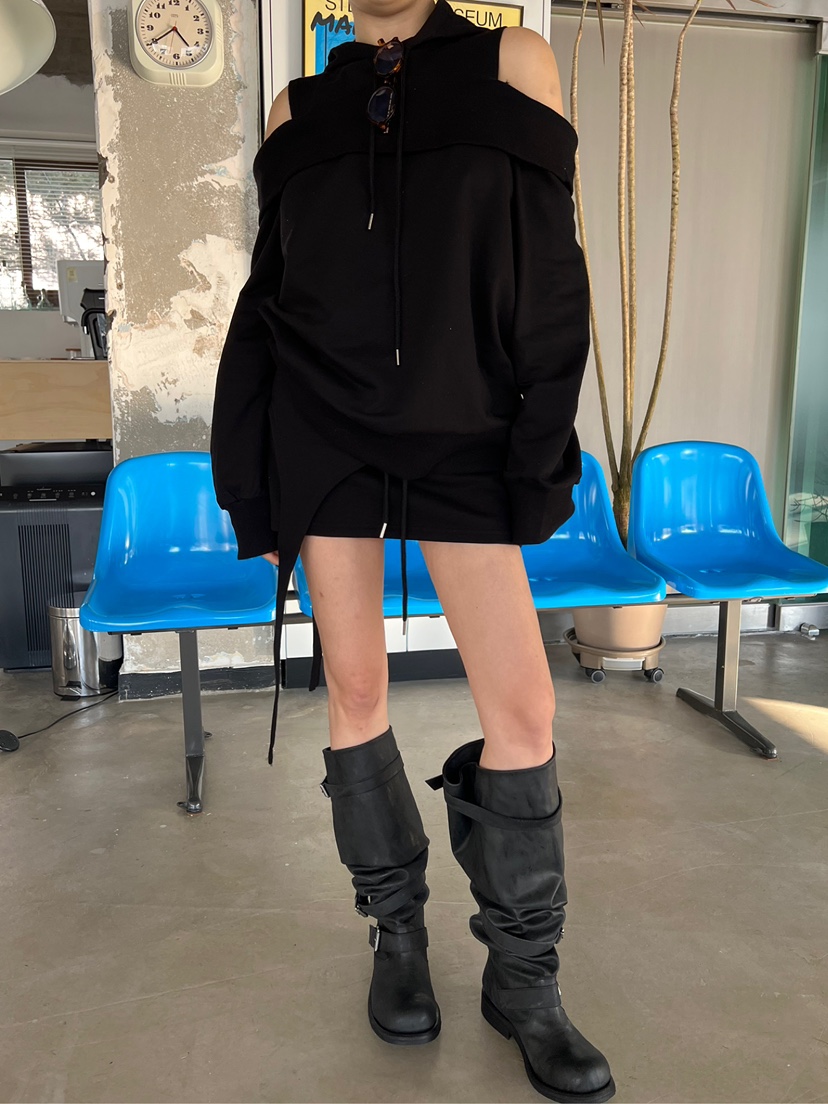 SOLAR韓國直郵㊣女裝新品推薦人氣時尚職業25春夏熱賣短裙喇叭SOLAR短裙