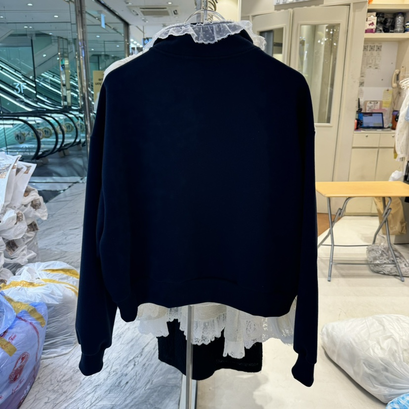 81 MARKET-L直郵韓國代購㊣女裝新款推薦人氣25春夏衛衣蕾絲81 MARKET-L衛衣