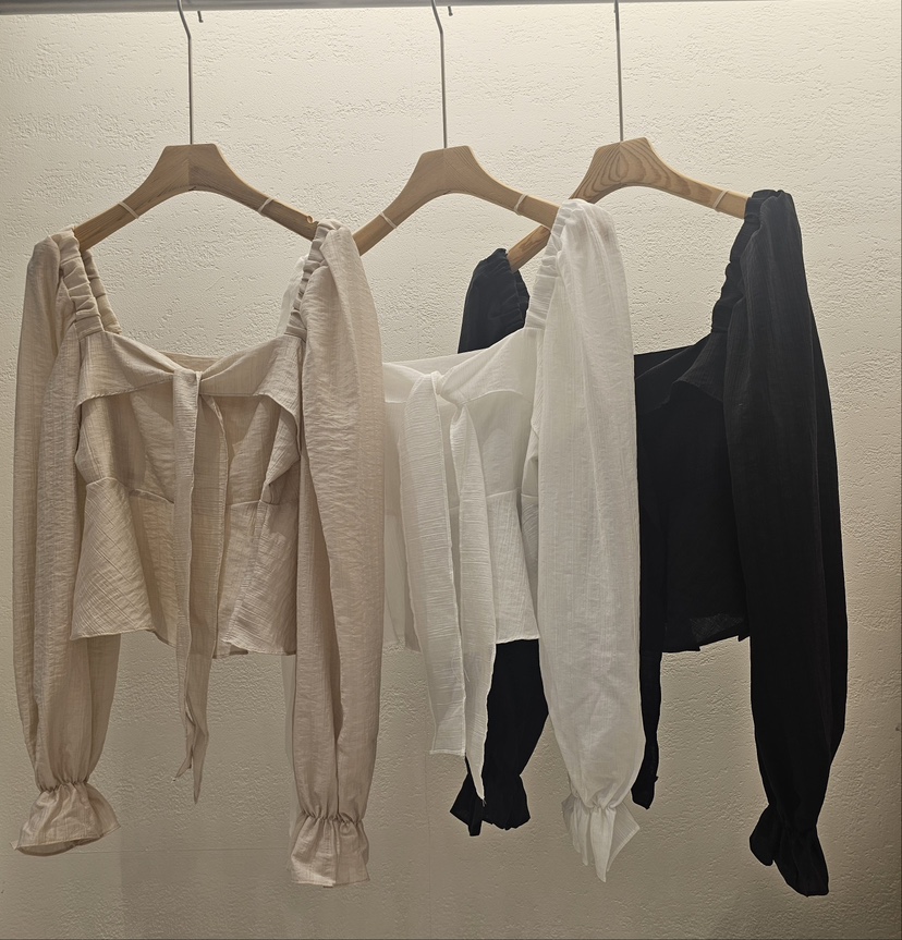 CRONG韓國直郵㊣東大門實拍女裝新款25春夏人氣熱賣襯衫蕾絲衫CRONG襯衫/蕾絲衫圖色3左三色