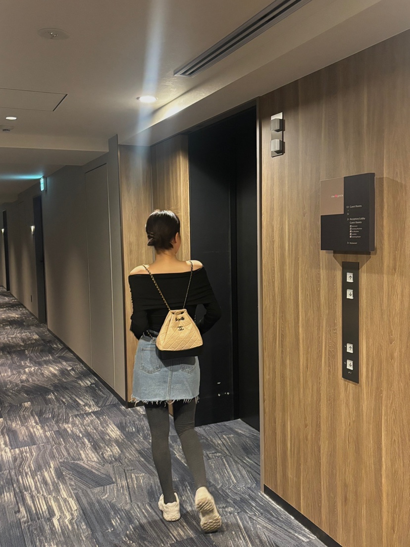 THE LOW直郵韓國代購㊣女裝新品人氣推薦熱賣時尚職業長袖T恤THE LOW長袖T恤