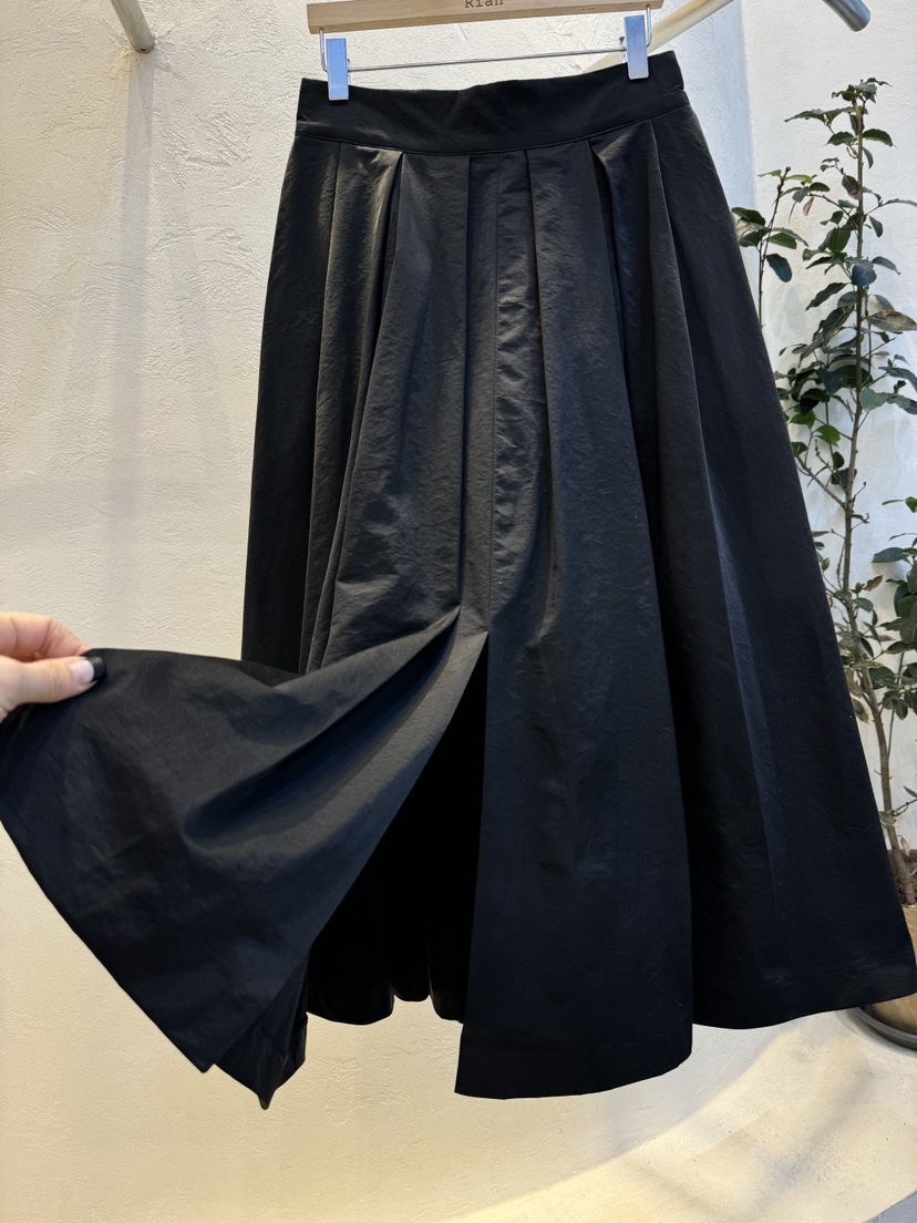 RIAH韓國直郵女士新款休閑推薦25春夏半身裙中短裙百褶長款RIAH半身裙/中短裙