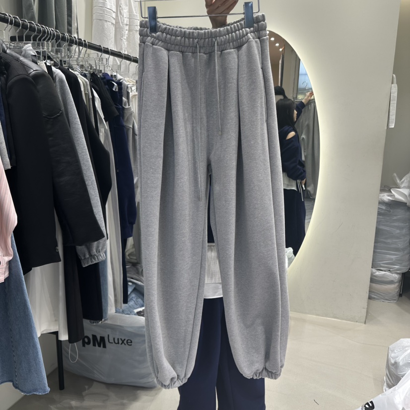 AT THE END東大門實拍女裝新款時尚推薦熱賣25春夏休閑褲AT THE END休閑褲圖色2