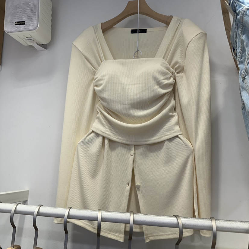 Q C直郵韓國代購㊣女裝新品25春夏人氣套裝兩件套套裝開衫Republlc of qc套裝圖色3