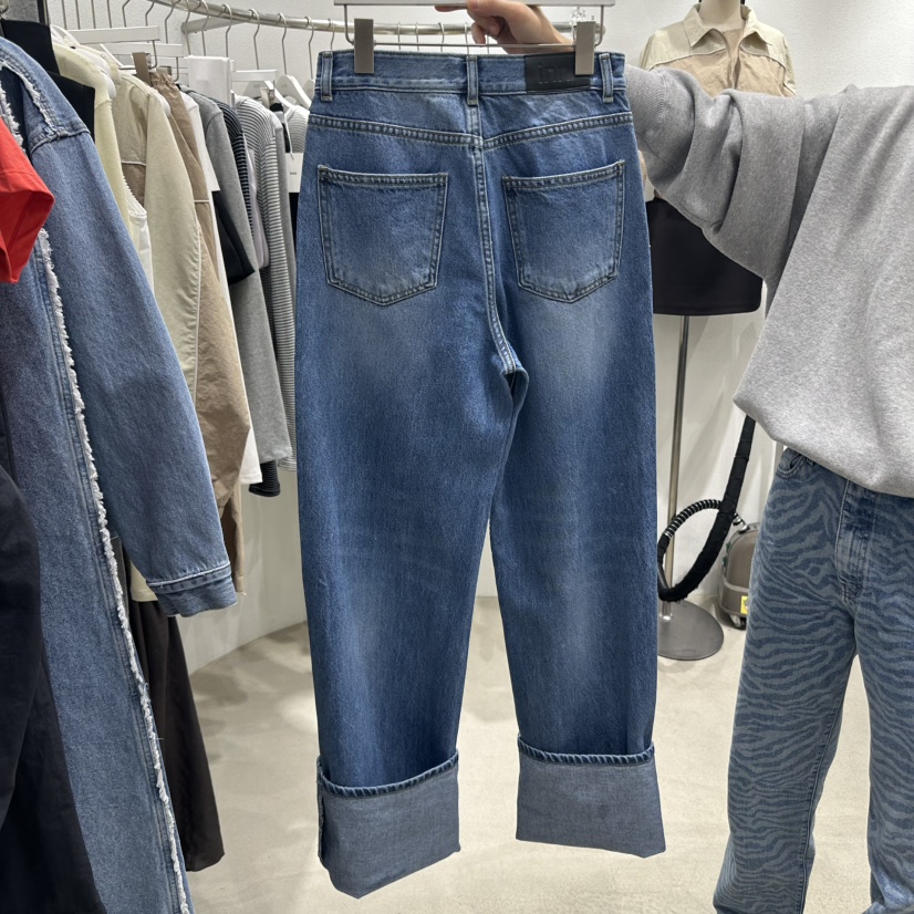INNI韓國㊣直郵東大門代購女裝新品人氣熱賣推薦職業牛仔褲inni牛仔褲