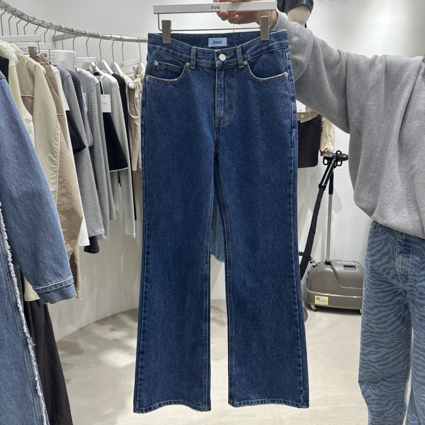 INNI韓國直郵㊣東大門實拍女裝新款時尚熱賣25春夏牛仔褲修身inni牛仔褲