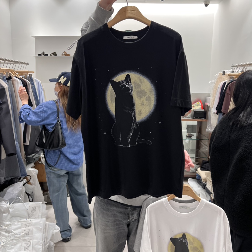 ANN MARGRET(此品牌名稱會遭售假投訴,建議淘寶店鋪商品名稱中不要使用)東大門實拍女士新品時尚T恤GRETA.YT恤圖色3