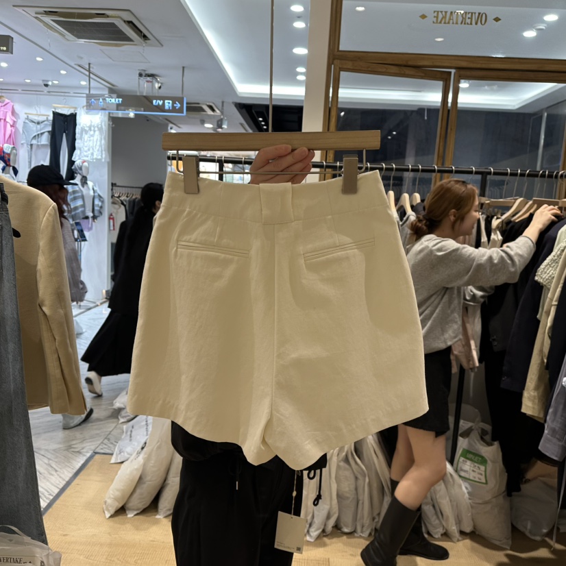 OVERTAKE東大門實拍女裝新品時尚職業熱賣真品休閑推薦短褲OVERTAKE短褲