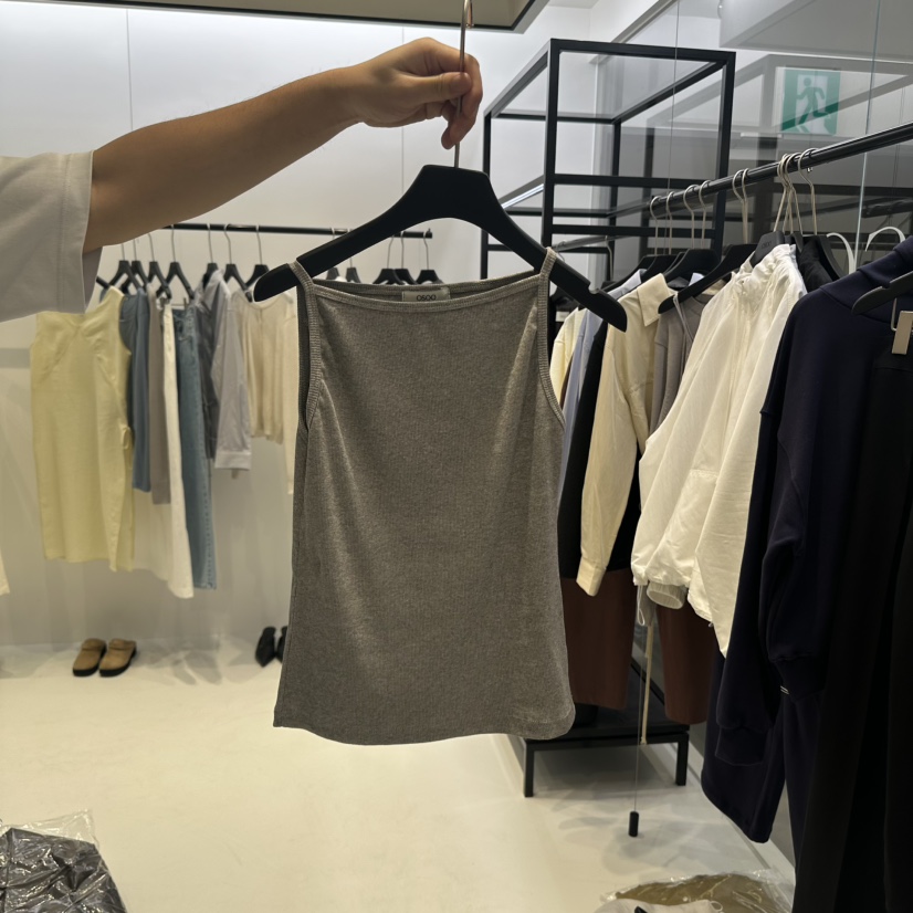 OSOO韓國代購女士新品真品熱賣職業推薦人氣休閑25春夏吊帶背心OSOO吊帶/背心圖色2