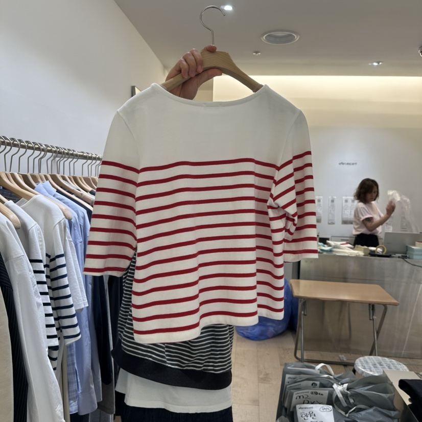 EFFERVESCENT東大門直郵女裝新品真品25春夏時尚人氣推薦T恤evc/effervescentT恤