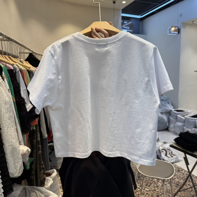 THE LINE-Q東大門直郵女裝新品25春夏人氣時尚職業T恤短款THE LINE-qT恤