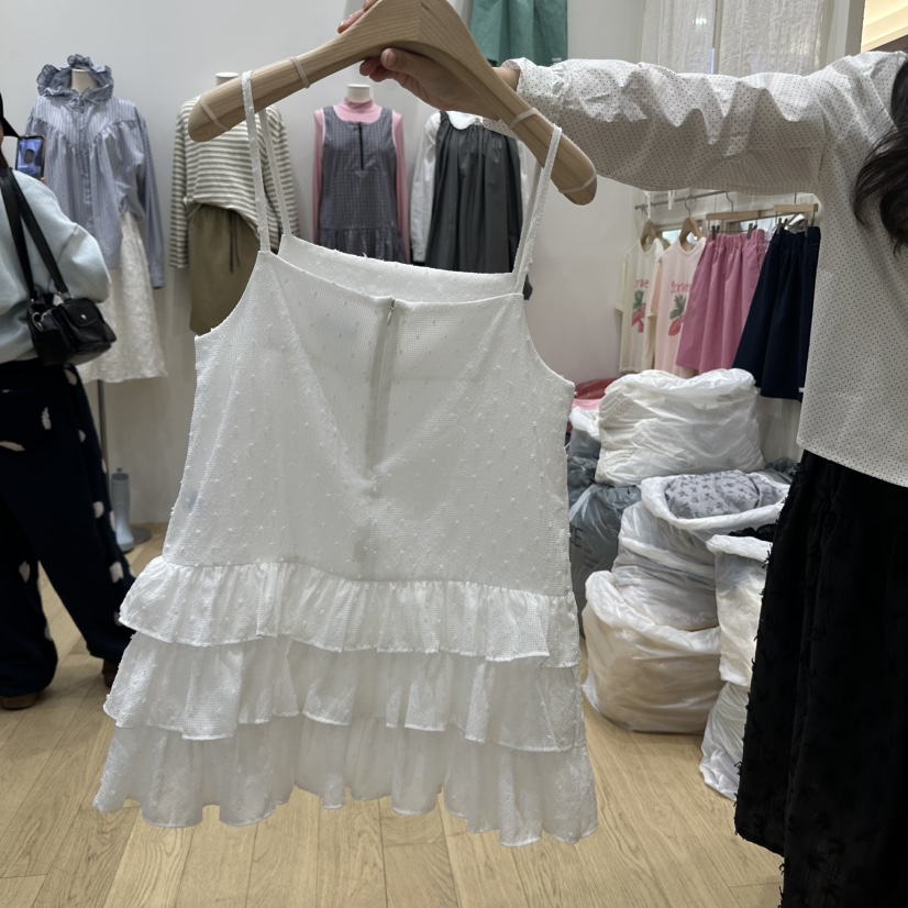 FURE韓國直郵㊣東大門實拍女裝新品休閑熱賣25春夏連衣裙荷葉邊FURE連衣裙