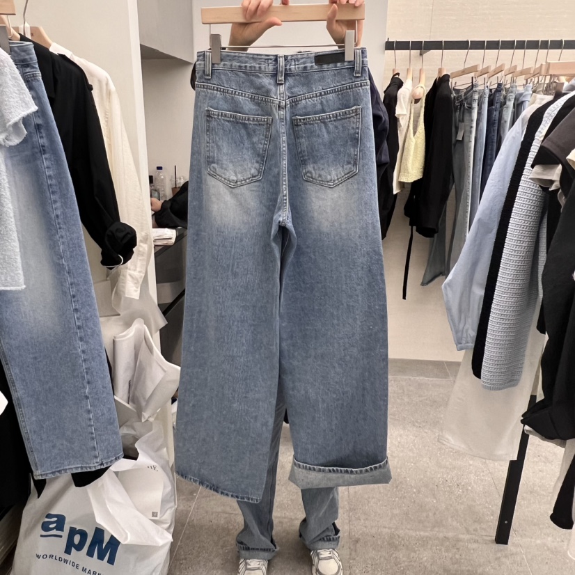 AND THE韓國㊣直郵東大門代購女裝新品職業人氣休閑牛仔褲AND THE牛仔褲