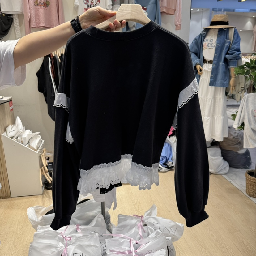 UNDERSTAR_VINTAGE韓國直郵㊣東大門實拍女裝新品人氣衛衣蕾絲UNDERSTAR_VINTAGE衛衣