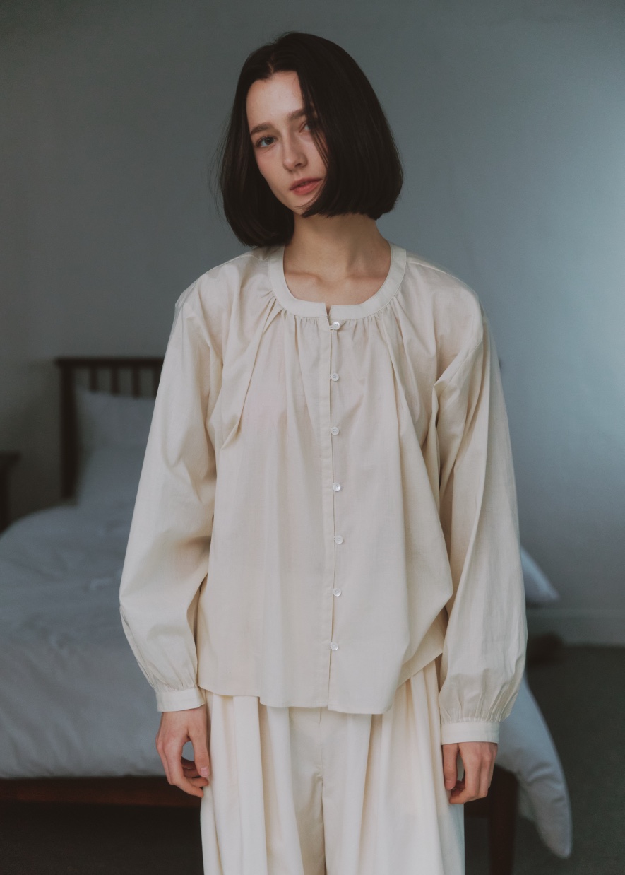FAVE韓國直郵㊣女裝新品熱賣時尚職業人氣25春夏襯衫蕾絲衫FAVOURITE襯衫/蕾絲衫