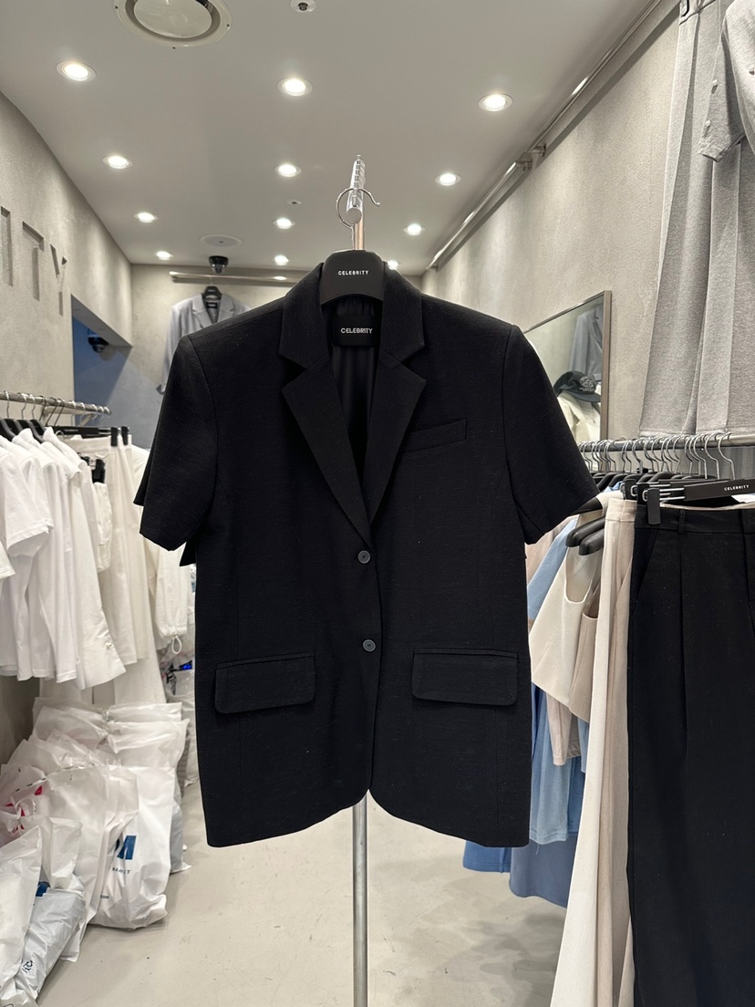 CELEBRITY-A韓國㊣直郵東大門代購女裝新品熱賣推薦人氣夾克CELEBRITY-A夾克圖色3
