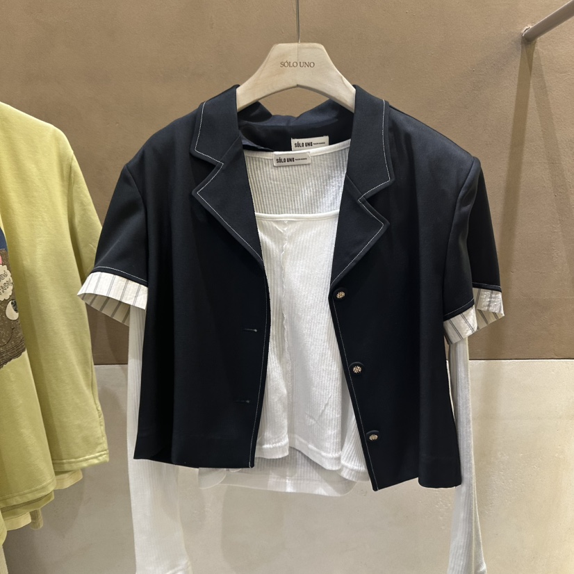 SOLOUNO韓國㊣直郵東大門代購女裝新品推薦職業T恤不含內搭SOLOUNOT恤圖色2