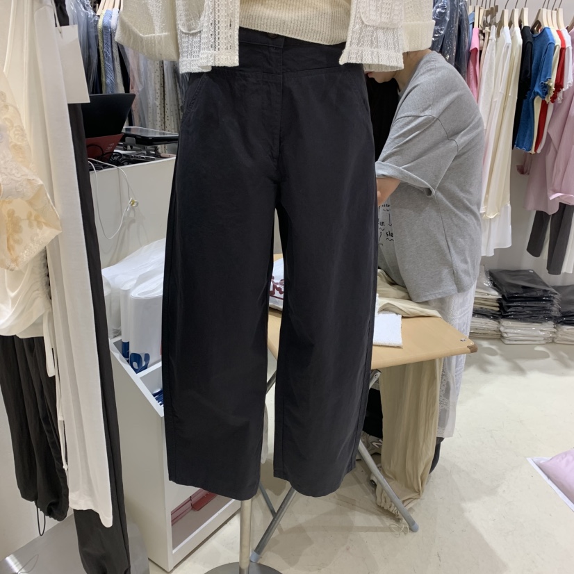 FRILL韓國直郵㊣女裝新款推薦人氣25春夏休閑熱賣時尚休閑褲FRILL休閑褲