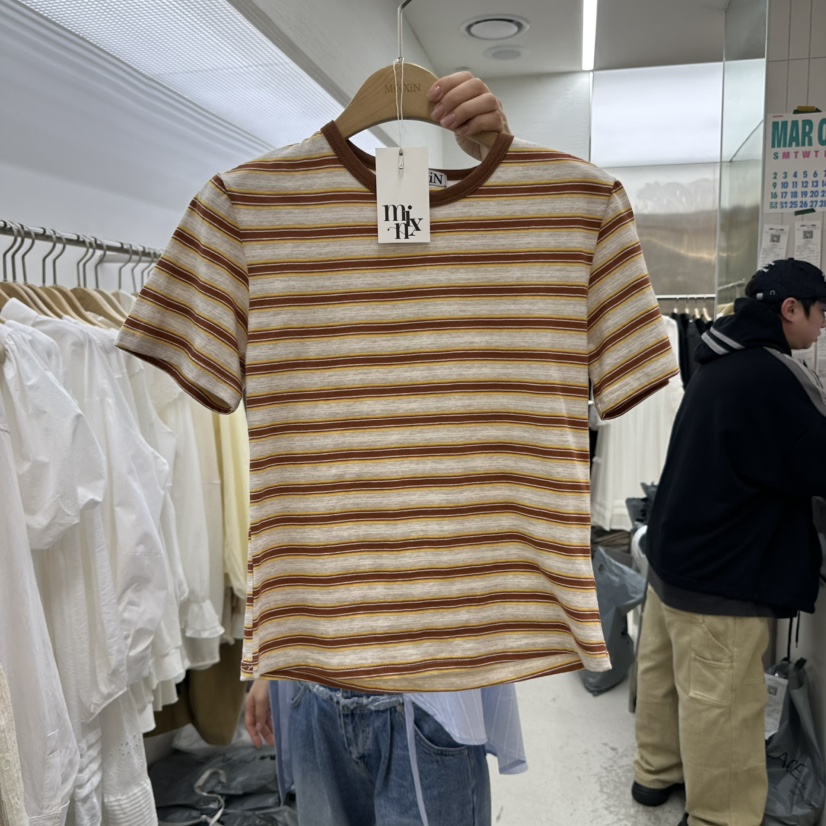 MIXXIN韓國㊣直郵東大門代購女裝新品時尚25春夏熱賣推薦T恤MIXXINT恤圖色2