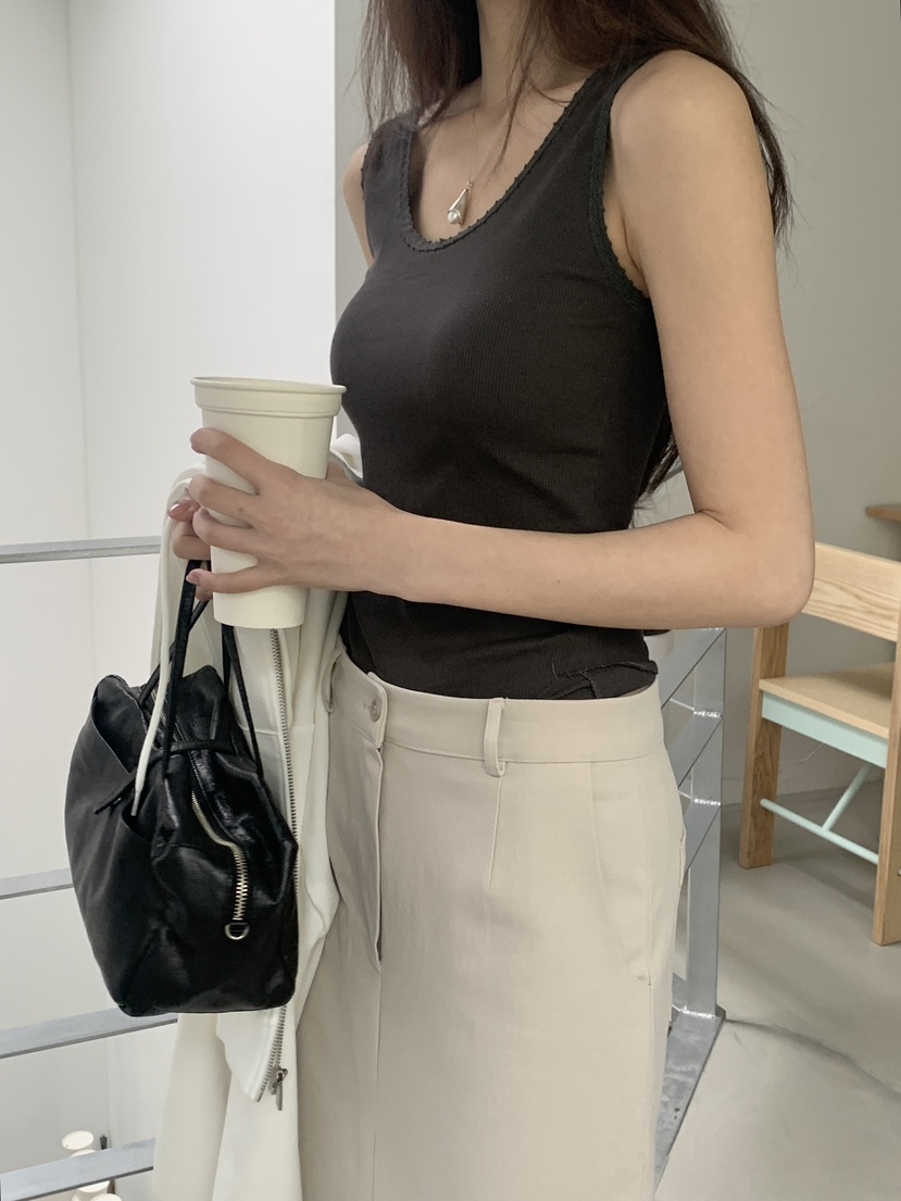 LOGARDEN直郵韓國代購㊣女裝新款25春夏時尚人氣熱賣吊帶背心LO GARDEN吊帶/背心