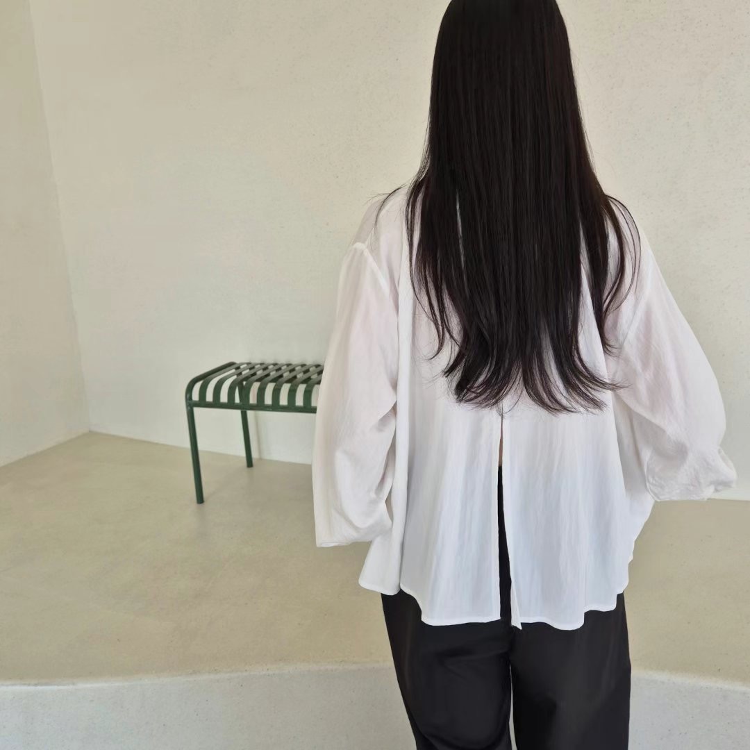 GOBSLMURI-곱슬머리-T韓國直郵㊣女裝新品人氣襯衫蕾絲衫GOBSLMURI-2件起襯衫/蕾絲衫