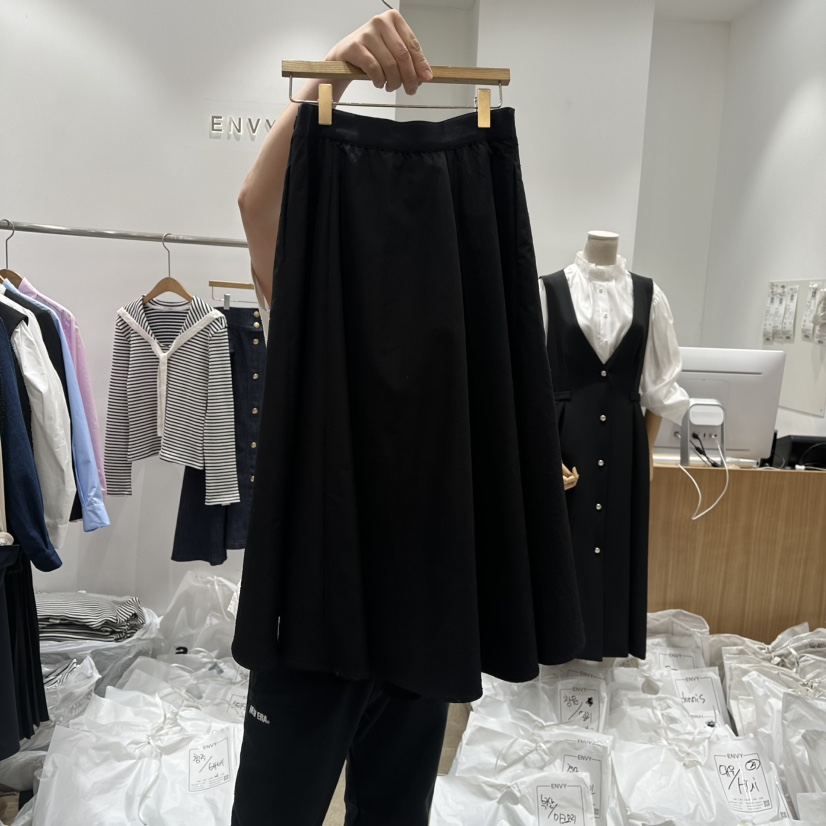 ENVY韓國㊣直郵東大門代購女裝新款人氣時尚熱賣推薦25春夏長裙ENVY長裙
