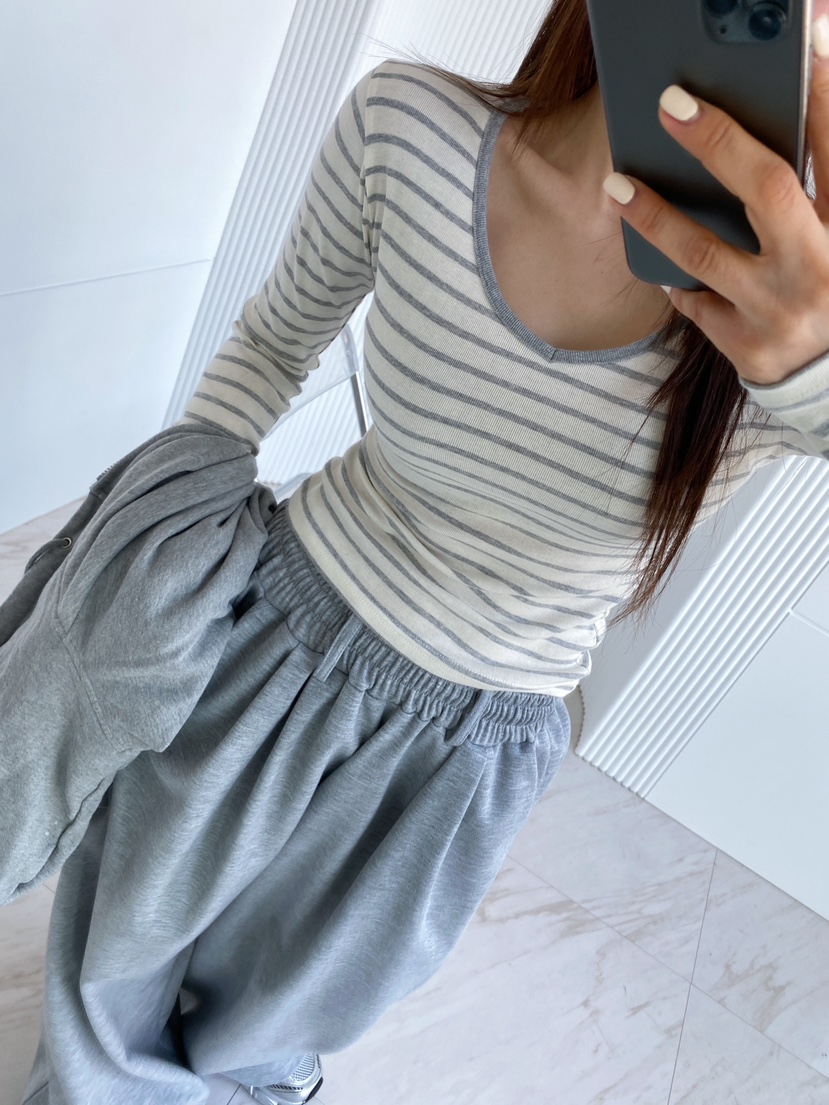 CLOTH韓國㊣直郵東大門代購女裝新品時尚職業人氣熱賣長袖T恤CLOTH長袖T恤