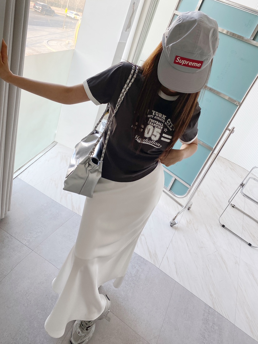 CLOTH直郵韓國代購㊣女裝新款職業25春夏熱賣時尚休閑人氣T恤CLOTHT恤