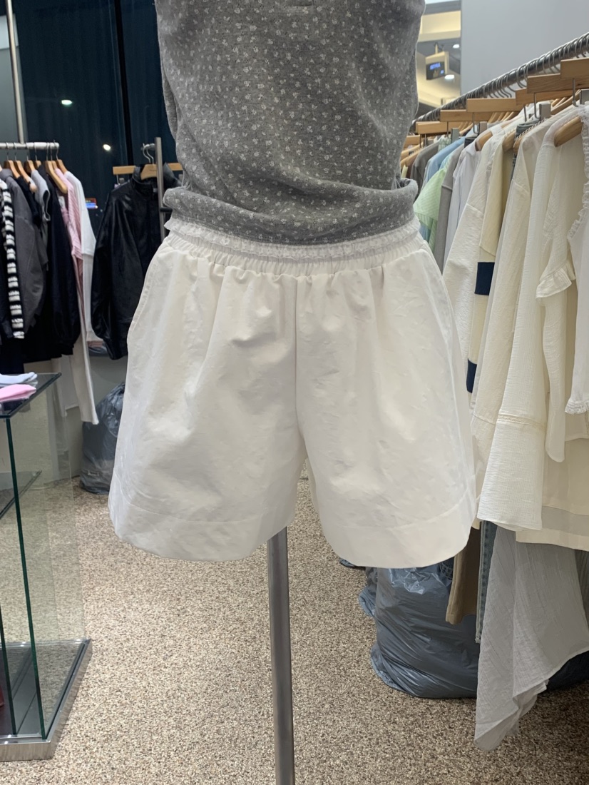 VAARA韓國直郵㊣女裝新品熱賣25春夏時尚職業休閑推薦短褲口袋VAARA短褲圖色2
