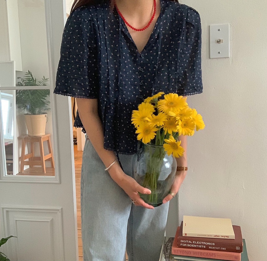 FRILL-T韓國直郵女裝新品休閑人氣推薦職業熱賣襯衫蕾絲衫FRILL-T襯衫/蕾絲衫