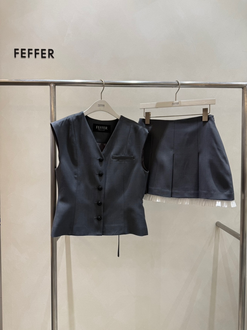 FEFFER韓國直郵㊣東大門實拍女裝新款時尚職業熱賣休閑馬甲FEFFER馬甲