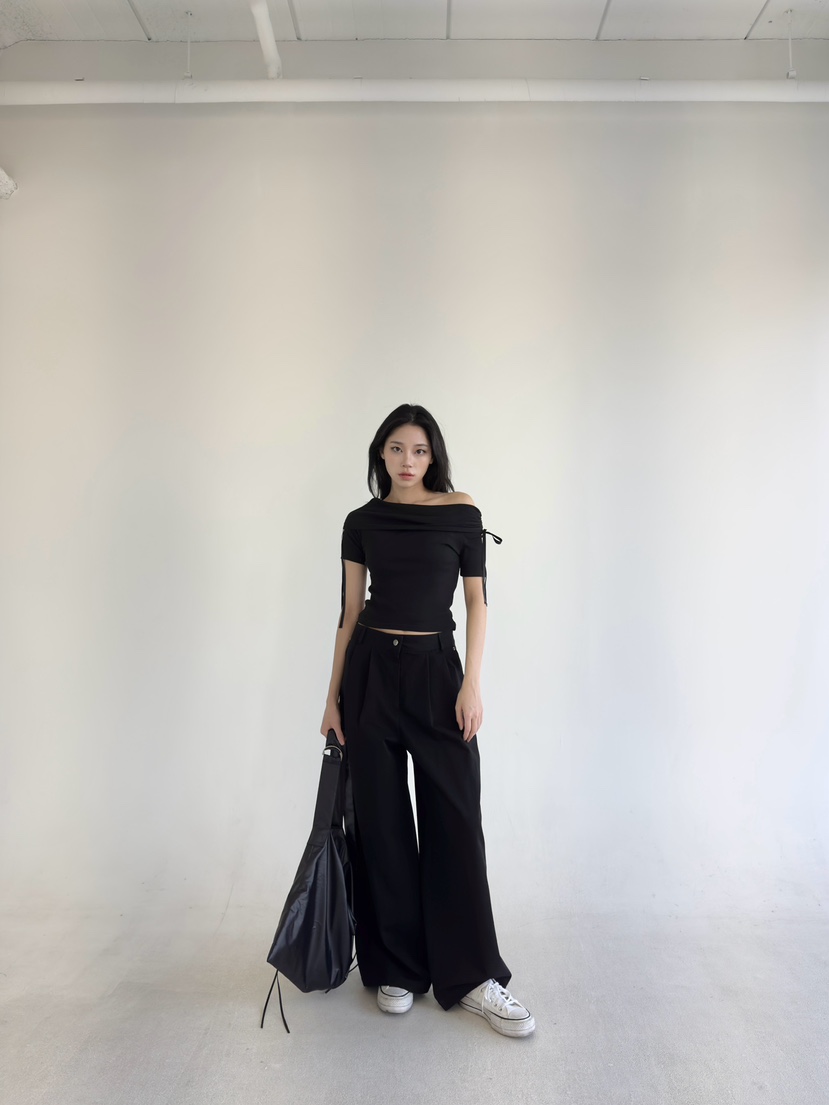 NOV7韓國㊣直郵東大門代購女裝新款25春夏人氣休閑時尚職業T恤the ebony eyes/NOV7T恤