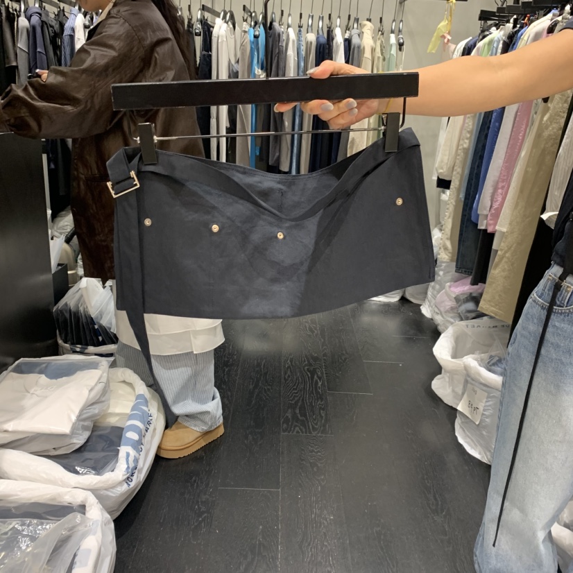 TUG韓國直郵㊣女裝新品休閑推薦時尚職業熱賣25春夏腰包不含褲子TUG腰包