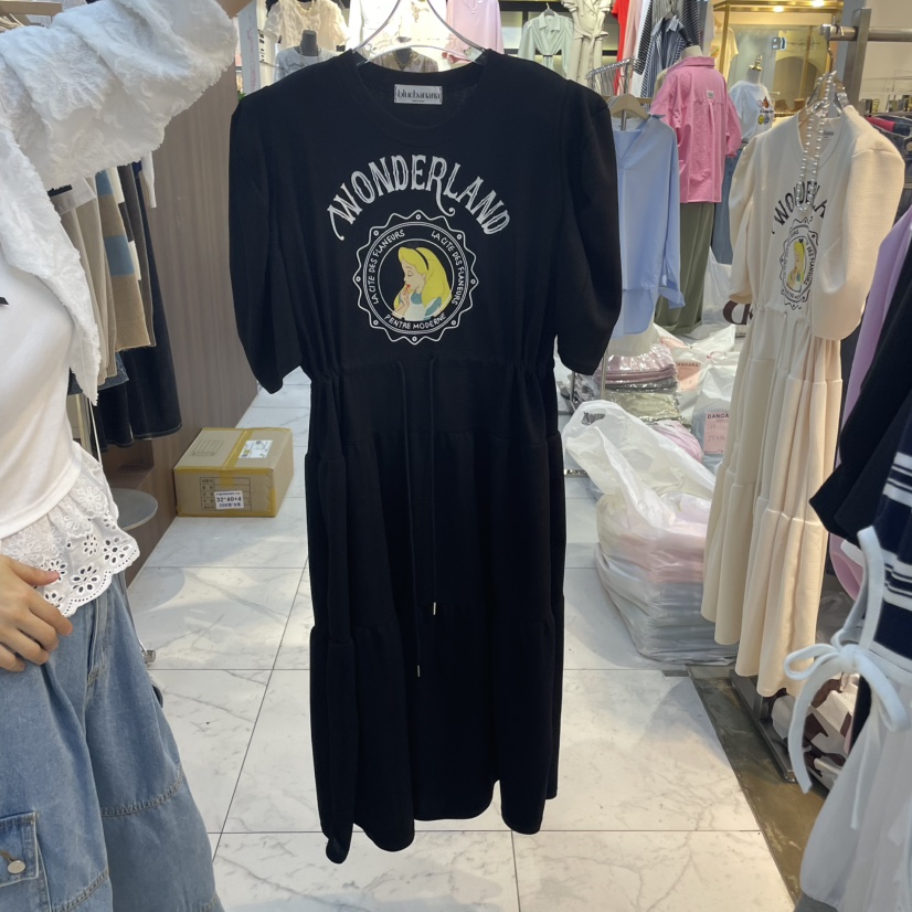 BLUE BANANA直郵韓國代購㊣女裝新款熱賣25春夏推薦連衣裙BLUE BANANA連衣裙圖色2