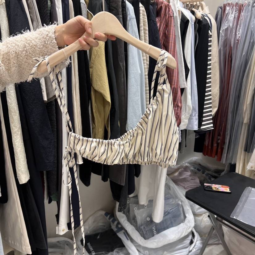 FRE韓國㊣直郵東大門代購女裝新款時尚人氣推薦休閑吊帶背心FRE吊帶/背心