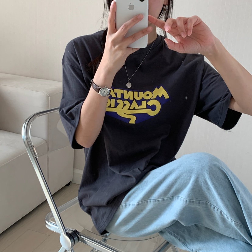 HELLO JINI韓國直郵㊣東大門實拍女裝新品人氣推薦休閑T恤HELLO JINIT恤