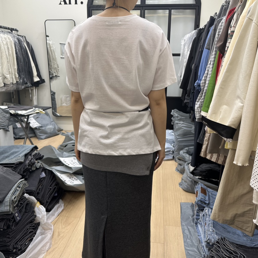 ARR韓國直郵㊣女裝新品休閑職業推薦人氣時尚熱賣T恤不含腰帶ARRT恤
