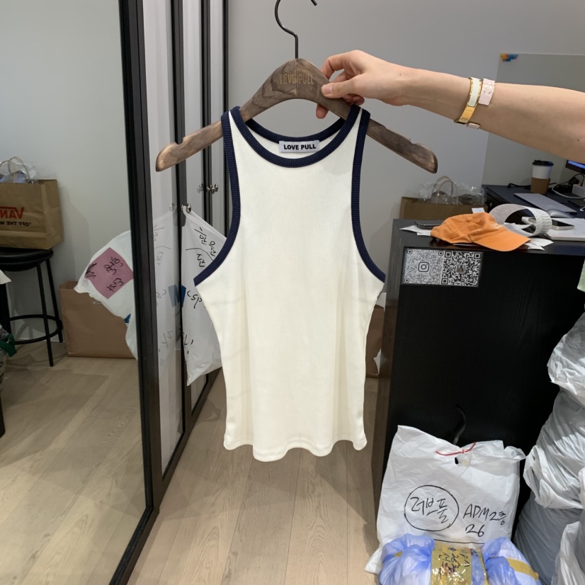 LOVE PULL韓國直郵㊣女裝新款時尚熱賣25春夏人氣吊帶背心LOVE PULL吊帶/背心圖色3