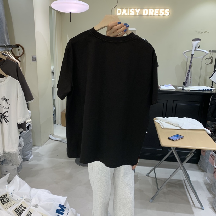 DAISY DRESS韓國直郵㊣東大門實拍女裝新品熱賣時尚推薦T恤DAISY DRESST恤