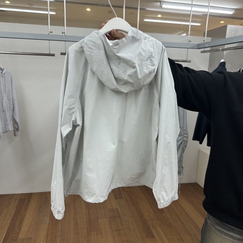 MYNAMEIS韓國直郵㊣東大門實拍女裝新品推薦熱賣時尚職業衛衣MYNAMEIS衛衣