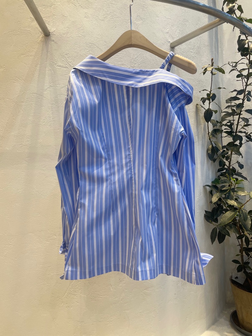 RIAH東大門實拍女裝新品熱賣25春夏休閑真品襯衫蕾絲衫打折RIAH襯衫/蕾絲衫