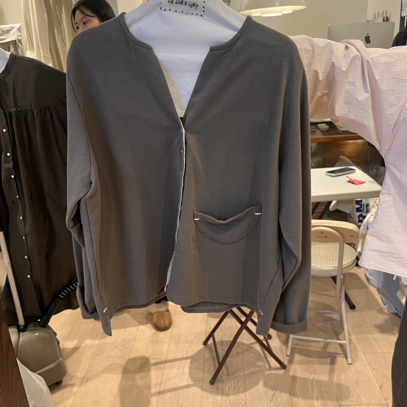 LE JARDINET東大門代購女士新款時尚25春夏長袖T恤羊毛開衫LE JARDINET長袖T恤圖色2