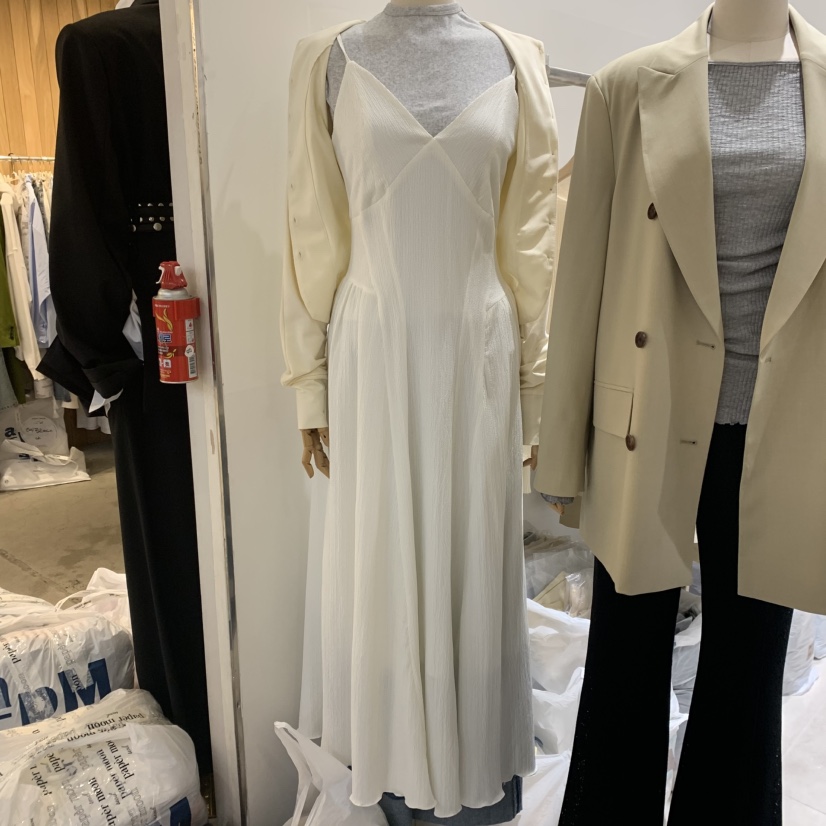 GLOW AND NYMPH東大門代購女裝新品25春夏休閑推薦連衣裙GLOW AND NYMPH連衣裙圖色1