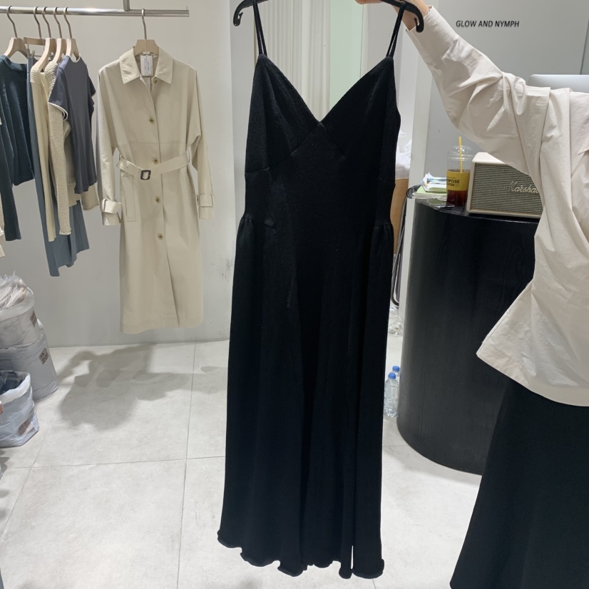 GLOW AND NYMPH東大門代購女裝新品25春夏休閑推薦連衣裙GLOW AND NYMPH連衣裙圖色2
